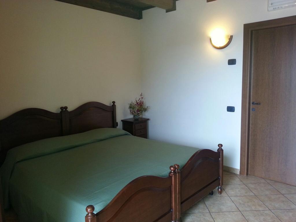 Agriturismo Cascina Del Peso レイニー 部屋 写真